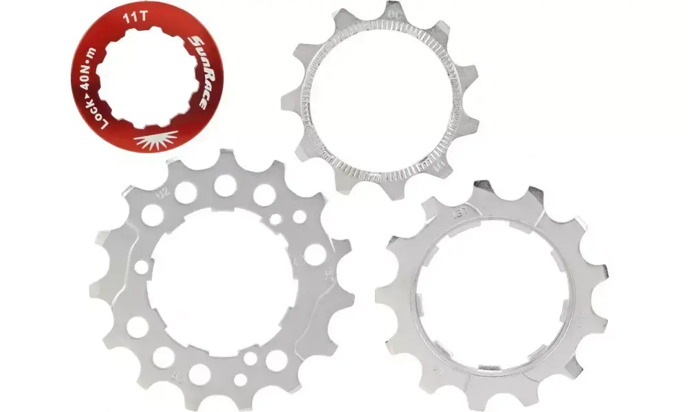 Eniten Myyty Hammaspyörä setti SunRace SPCS10 11-13-15T 10-speed with lockring metallic