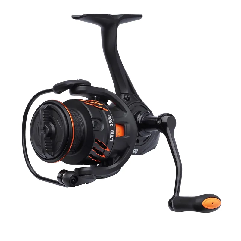 Aito Savage Gear Orange LTD 2500